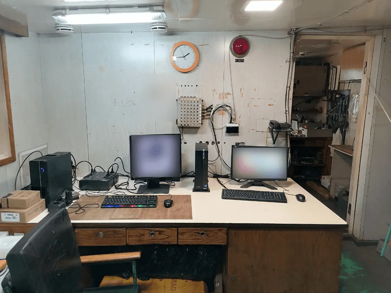 Mini PC running the box counting software, installed next to the fish processing line on board a trawler